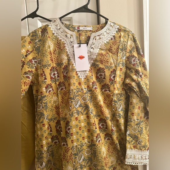 NWT Khaadi 100% cotton embroidered floral two piece. - Picture 7 of 13